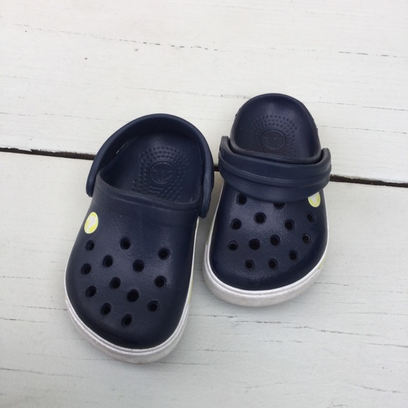 baby crocs size 4c